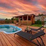 Relaxx Tiny House *