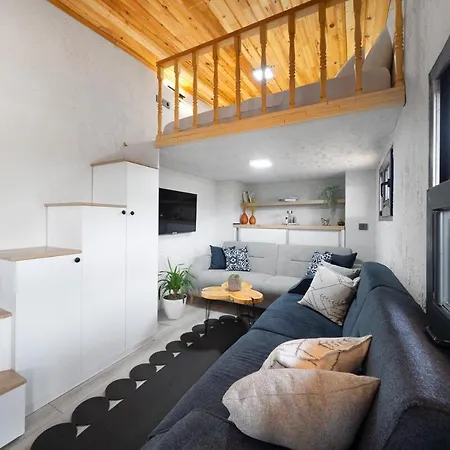 Relaxx Tiny House Villa *