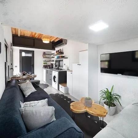 Villa Relaxx Tiny House